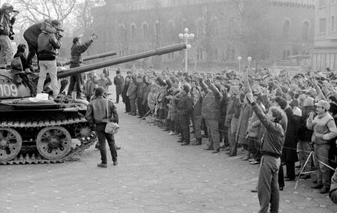 Forradalmi tömeg 1989. december 17-én Temesváron