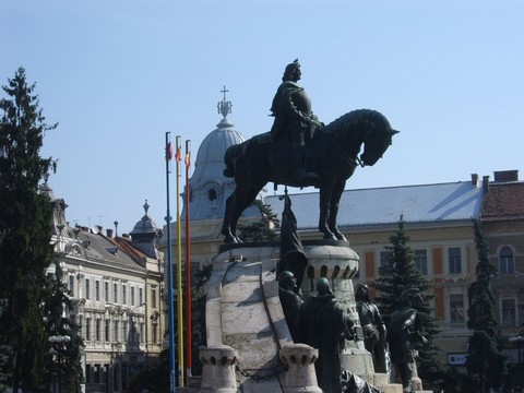 A kolozsvári Mátyás-szobor a felújítás előtt