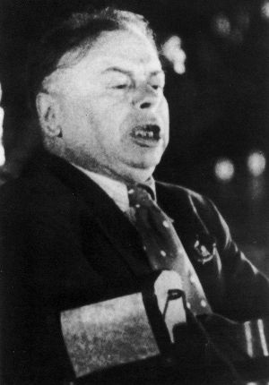 Kun Béla a Komintern VII. kongresszusán