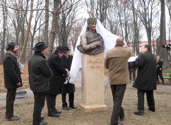 Károlyi Sándor szobrának avatása Nagykárolyban (fotó: Babos Krisztina)