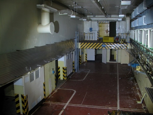 a nagyvázsonyi atomraktár belülről (fotó: falanszter.blog.hu)